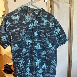 FINAL MARKDOWN Cooke street Men's Blue Hawaiian Shirt medium